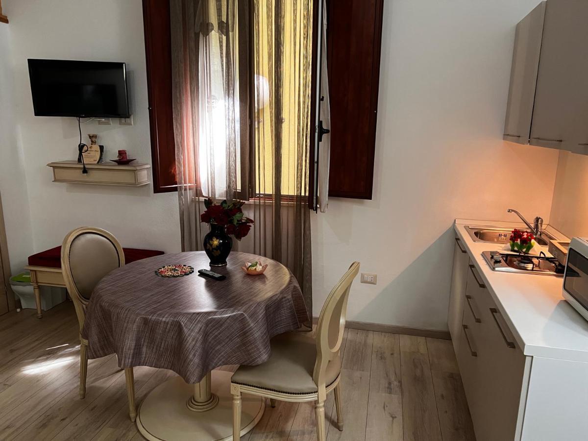 Appartamentino Louis Cagliari Buitenkant foto